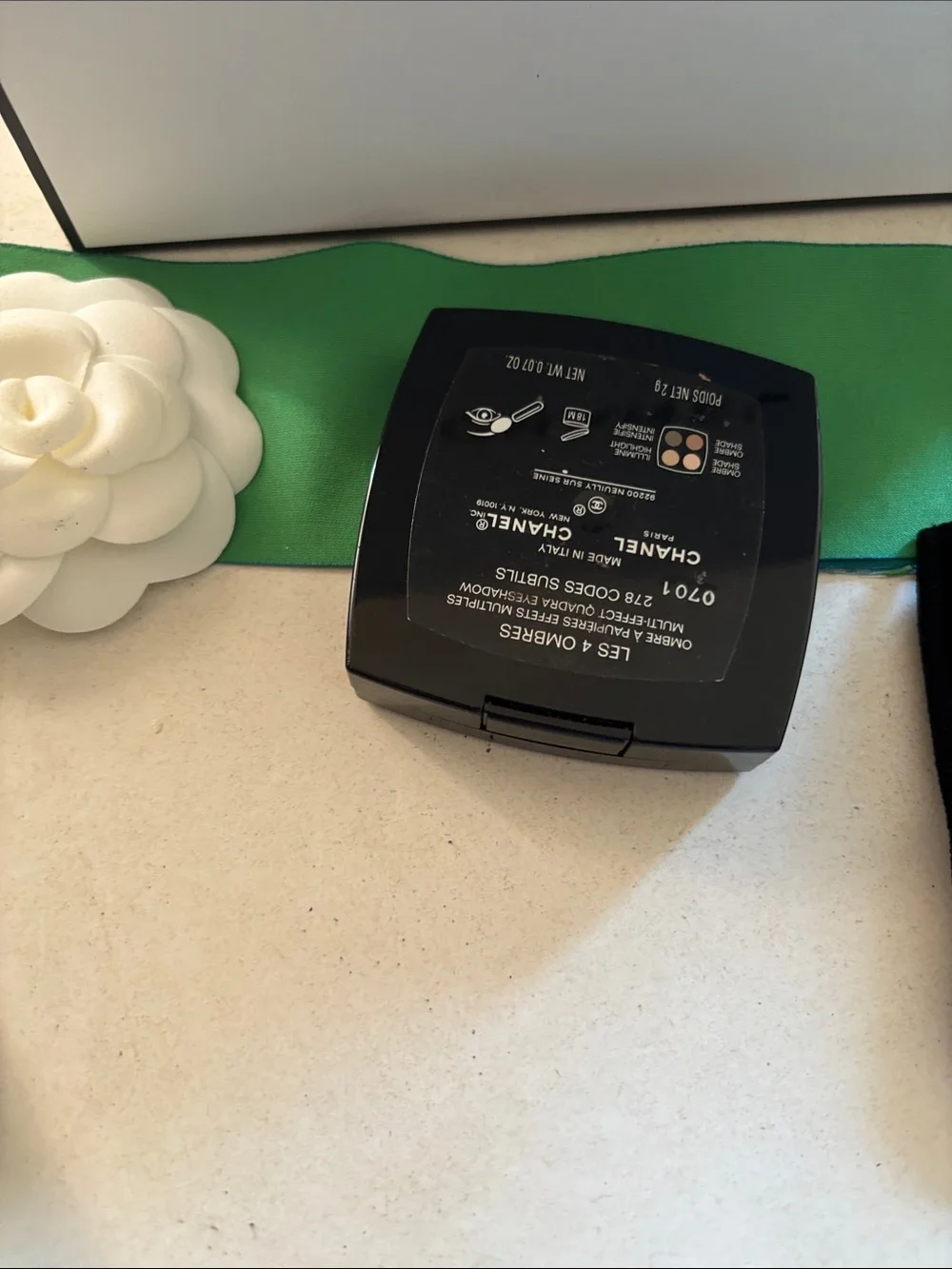 CHANEL Black Compact Case with White CC Emblem eye shadows